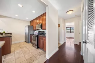 Photo #4: 260001567 Listing