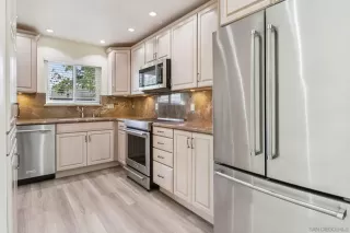 Photo #2: 260001578 Listing 