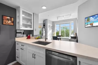 More Details about MLS # 260001618 : 2400 5TH AVENUE UNIT 330