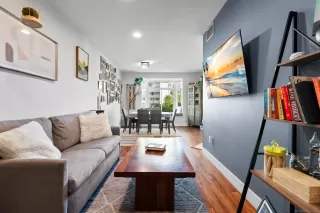 Photo #4: 260001619 Listing 