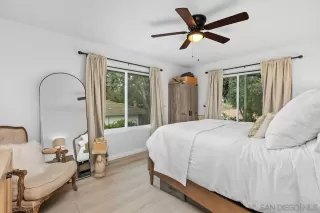 Photo #6: 260001637 Listing 