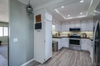 Photo #6: 260001700 Listing 