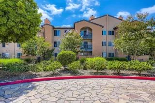 Photo #6: 260001729 Listing