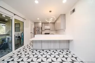 Photo #4: 260001738 Listing 