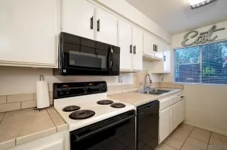 Photo #6: 260001745 Listing 