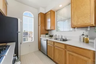 Photo #5: 260001755 Listing 