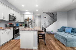 Photo #4: 260001756 Listing 