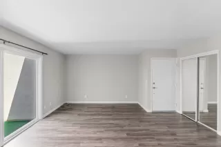 Photo #6: 260001808 Listing 