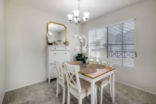 Photo #1: 260001809 Listing