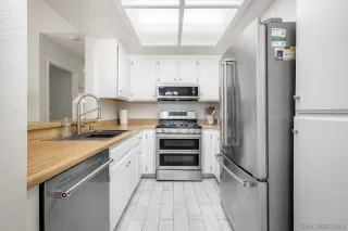 Photo #4: 260001809 Listing