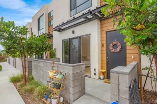 Photo #5: 260001825 Listing 