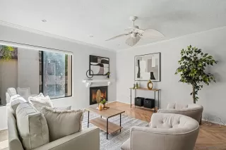 Photo #2: 260001851 Listing