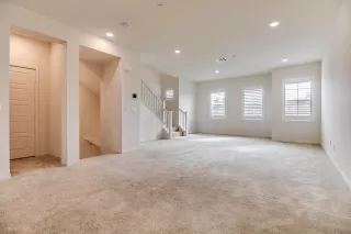 Photo #3: 260001864 Listing