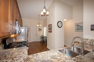 Photo #6: 260001870 Listing 