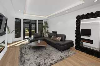 Photo #6: 260001876 Listing 