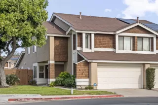 Photo #1: 260001892 Listing