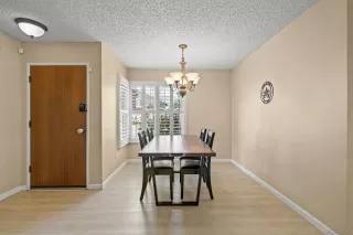 Photo #4: 260001892 Listing