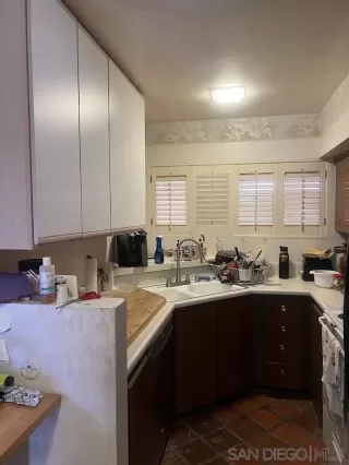 Photo #2: 260001903 Listing 