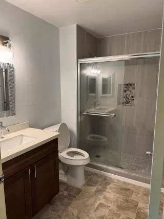 Photo #1: 260001942 Listing 