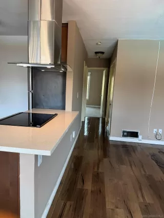 Photo #2: 260001942 Listing 