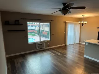 Photo #3: 260001942 Listing 