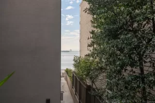 Photo #2: 260001945 Listing 