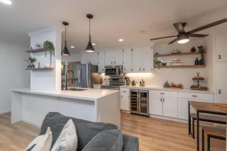 Photo #3: 260001945 Listing 