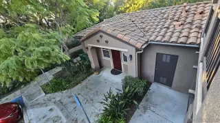 Photo #2: 260001947 Listing