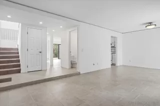 Photo #2: 260001950 Listing 