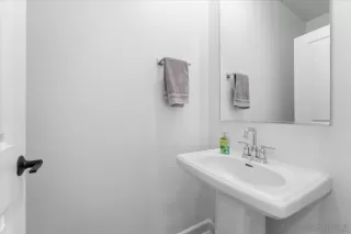 Photo #6: 260001953 Listing