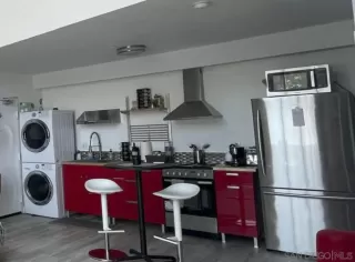 Photo #3: 260001954 Listing