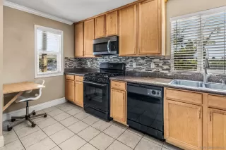 Photo #2: 260001966 Listing 