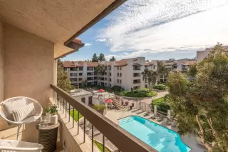 Photo #6: 260002022 Listing