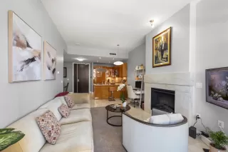 Photo #3: 260002045 Listing