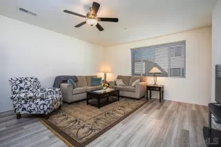 Photo #5: 260002048 Listing 