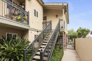 Photo #3: 260002050 Listing