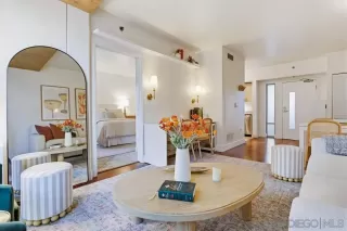 Photo #6: 260002063 Listing