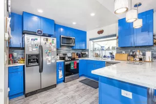 Photo #4: 260002071 Listing