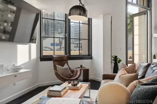 Photo #5: 260002127 Listing 