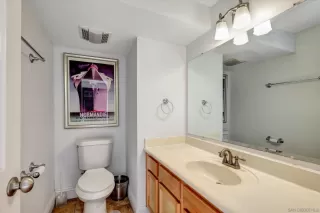 Photo #2: 260002160 Listing