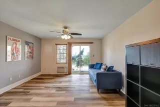 Photo #5: 260002160 Listing