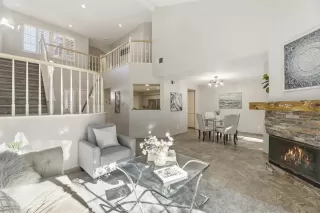 Photo #1: 260002164 Listing