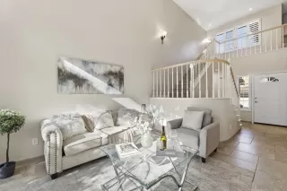 Photo #5: 260002164 Listing