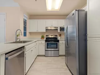 Photo #2: 260002169 Listing