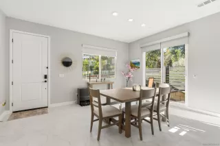 Photo #4: 260002210 Listing