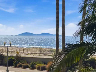 Browse active condo listings in MONTEGO COURT