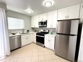 Photo #1: 260002259 Listing