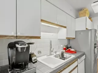 Photo #5: 260002265 Listing