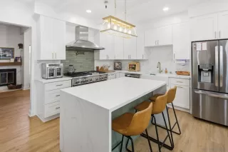 Photo #4: 260002284 Listing 