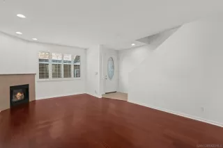 Photo #5: 260002287 Listing